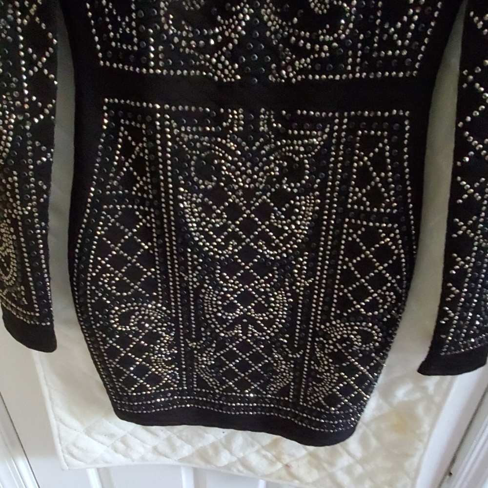 Dress - Picture 4 of 5
